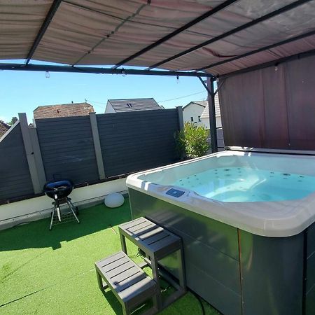 Appart Bois De Reve Spa Algolsheim Bagian luar foto